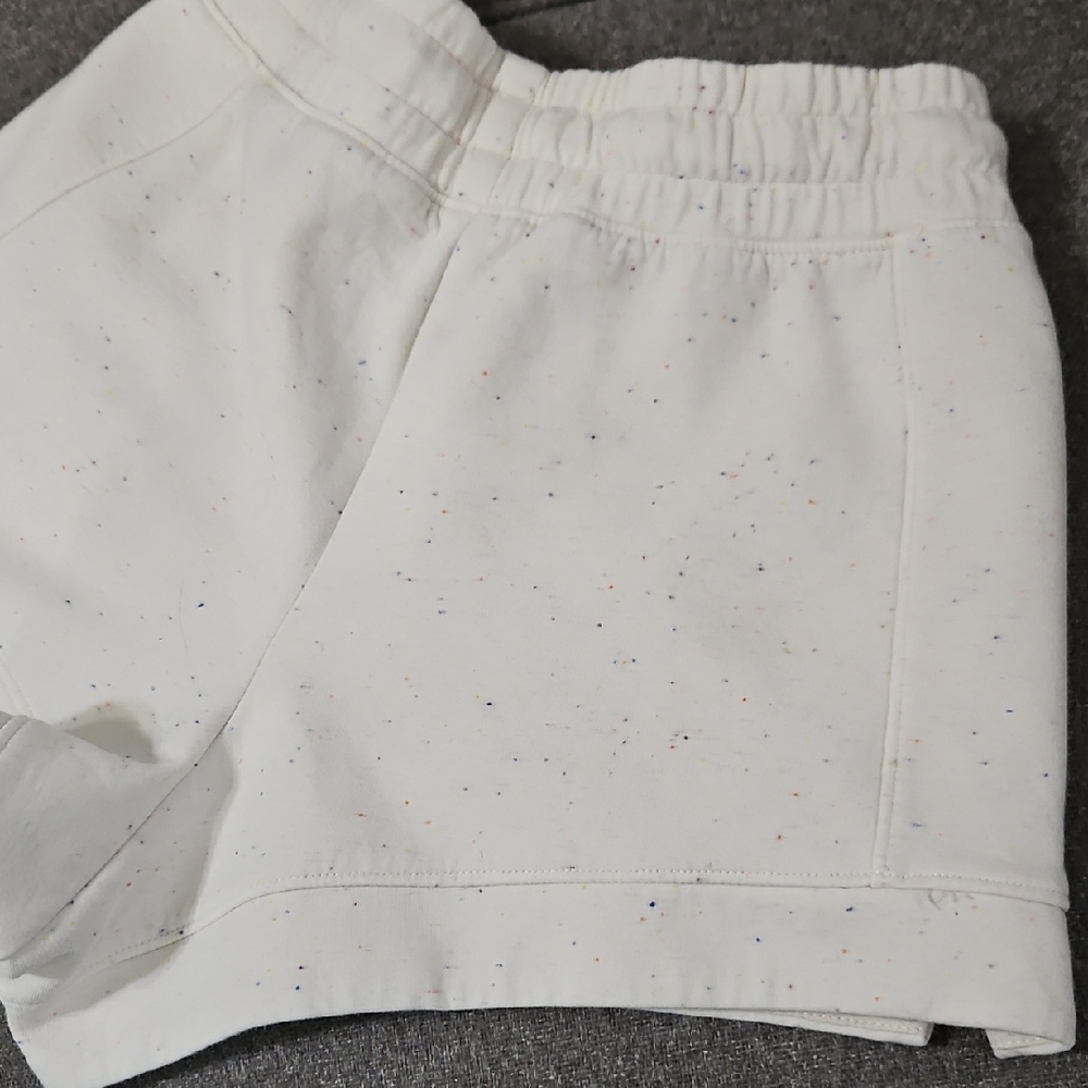 DSG White Shorts with Multicolor Speckles